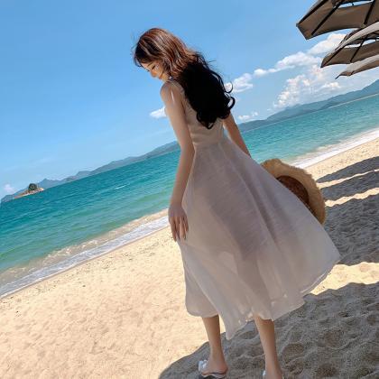 Summer Vacation Suspender Backless Puffy Dress..