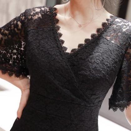 2022 Sexy V-neck Lace Slim Fit And Slim Mid-length..