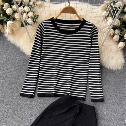 Knit suit striped long-sleeve top p..