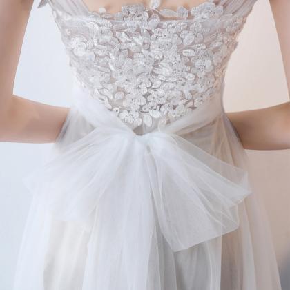 White appliqued prom dress,sleevele..