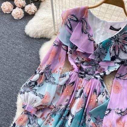 French V-neck Puff Sleeve Ruffled Floral Print..