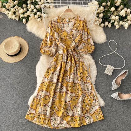 V-neck Tie Print French First Love Floral Dress