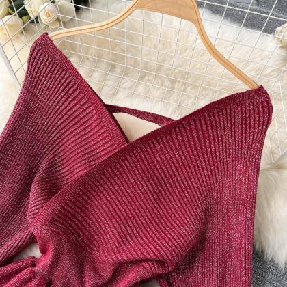 V-neck peplum short knit + skirt tw..