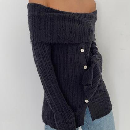 Knit sweater with one shoulder 