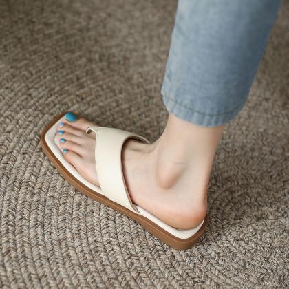 flip flops square toe