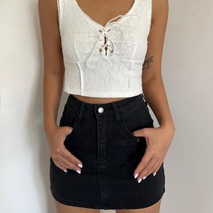 Lace-up Sleeveless Vest White Cropped Top