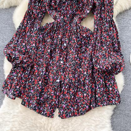 French Floral Dress Sweet Collar Puffed Sleeves..
