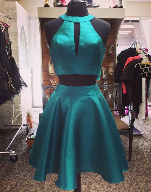 Cute Two-piece Green Homecoming Dress,halter Short Prom Dress With Keyhole