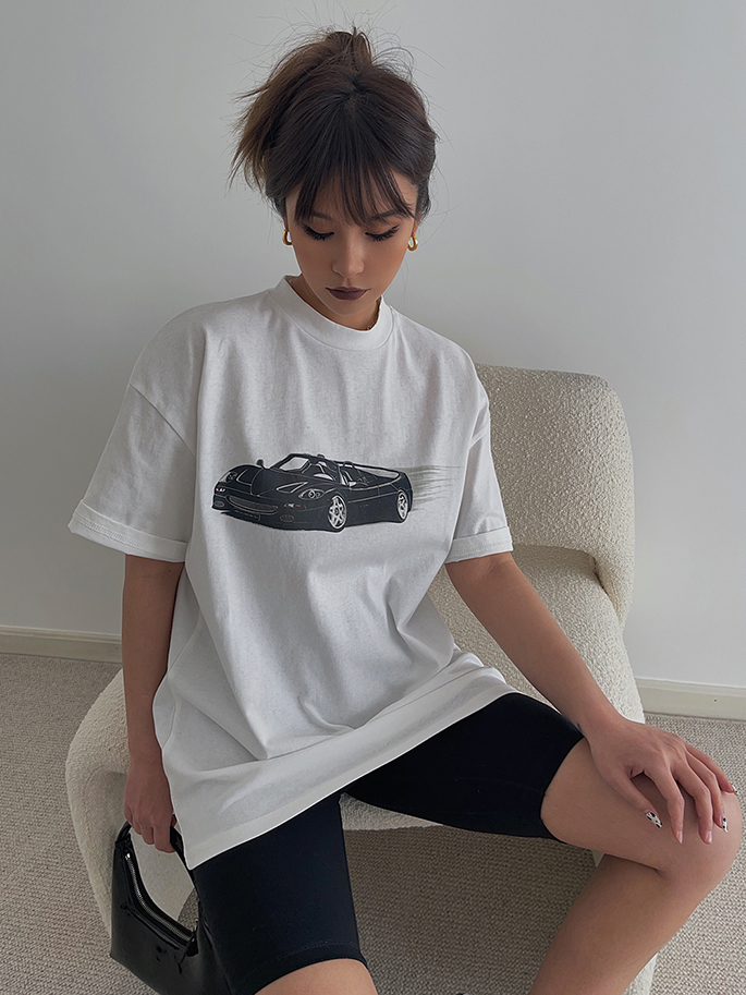 White Cool Street Girl Sports Car Print Loose Short-sleeved T-shirt