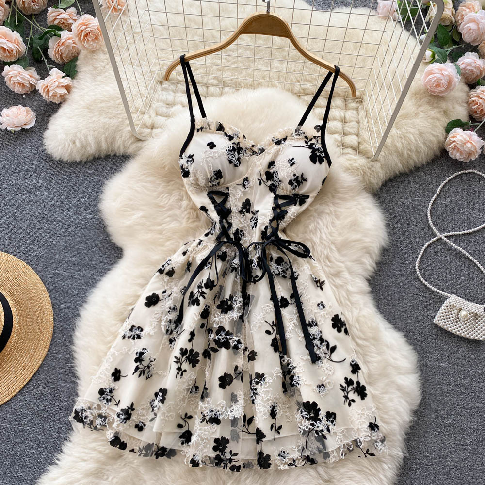 Cute Sweetheart Spaghetti Strap Apricot Lace Dress