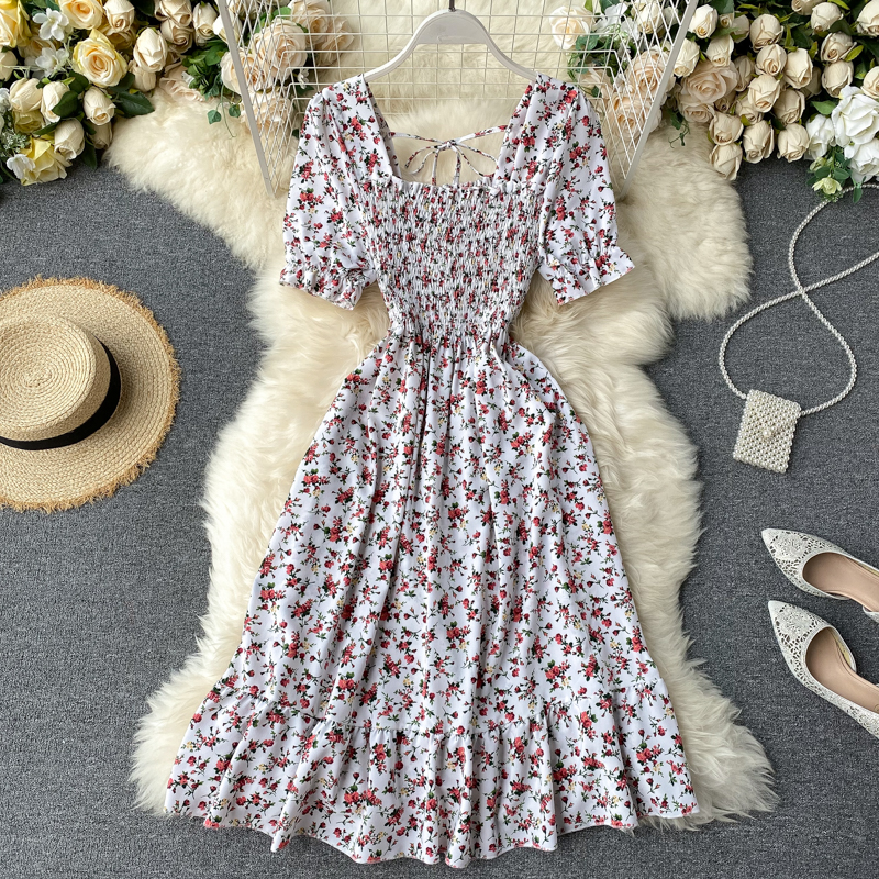 Sweet French Square Neck Short Sleeve Pleated Floral Chiffon Dress on ...