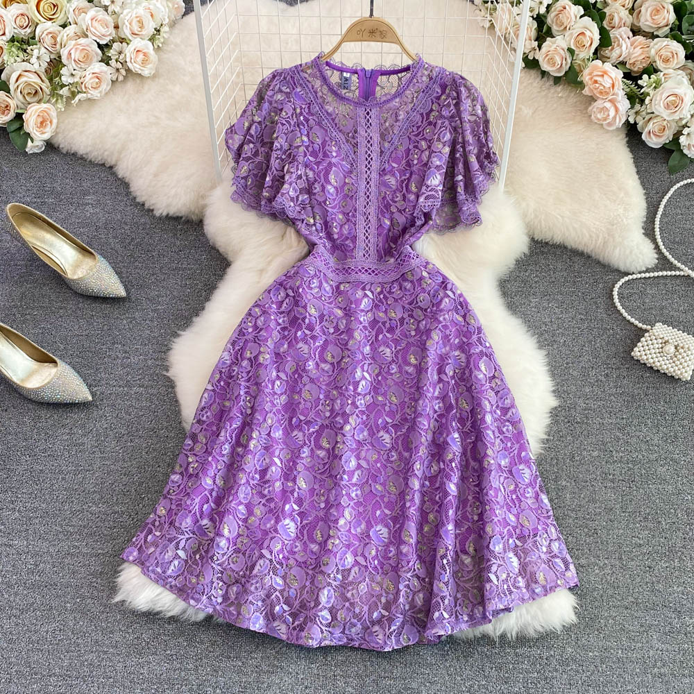Retro Court Style Round Neck Flying Sleeve A-line Lace Dress