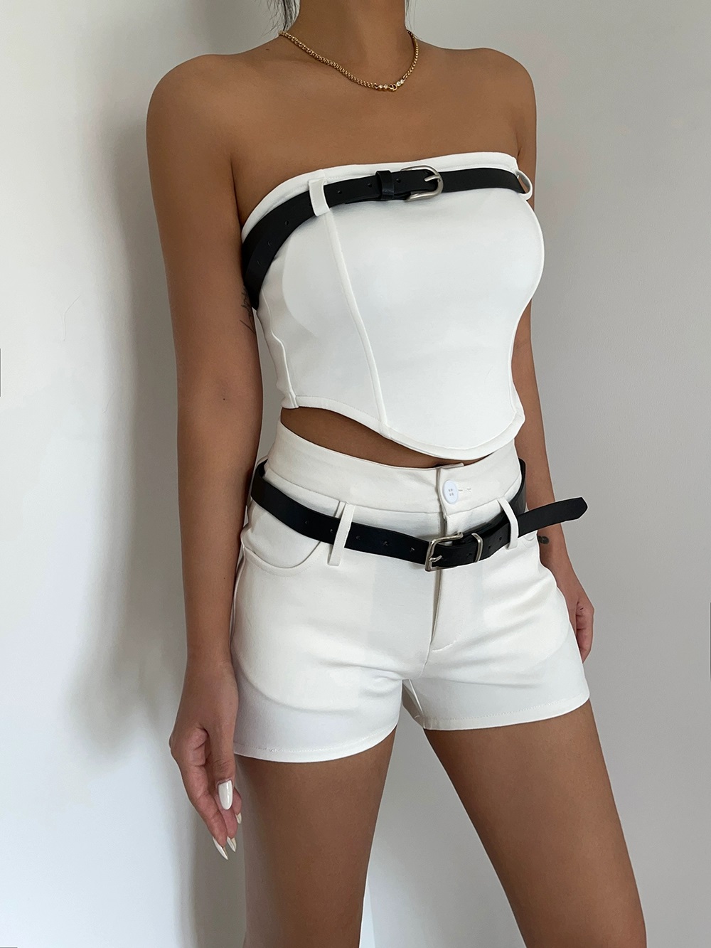 High-waisted Tight Casual Shorts With Slim-fit Pants