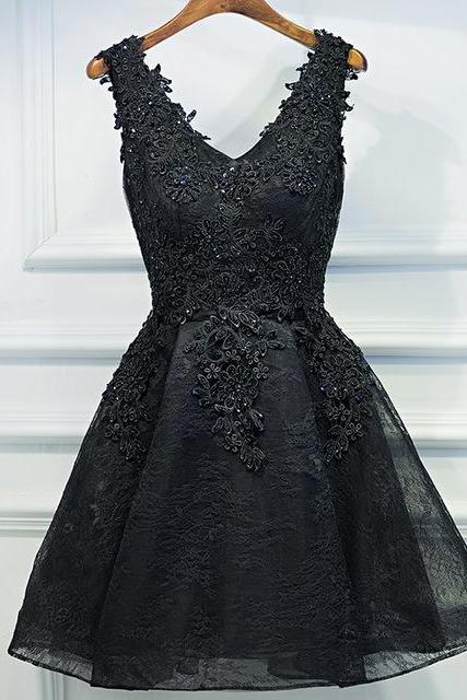 V-neck Black Lace Short Prom Dresses,Black Applique Hoco Dresses,A-Line Homecoming Dress