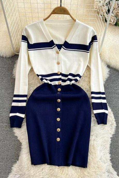 Long-sleeved V-neck Metal Button-down Striped Knit Bodycon Dress